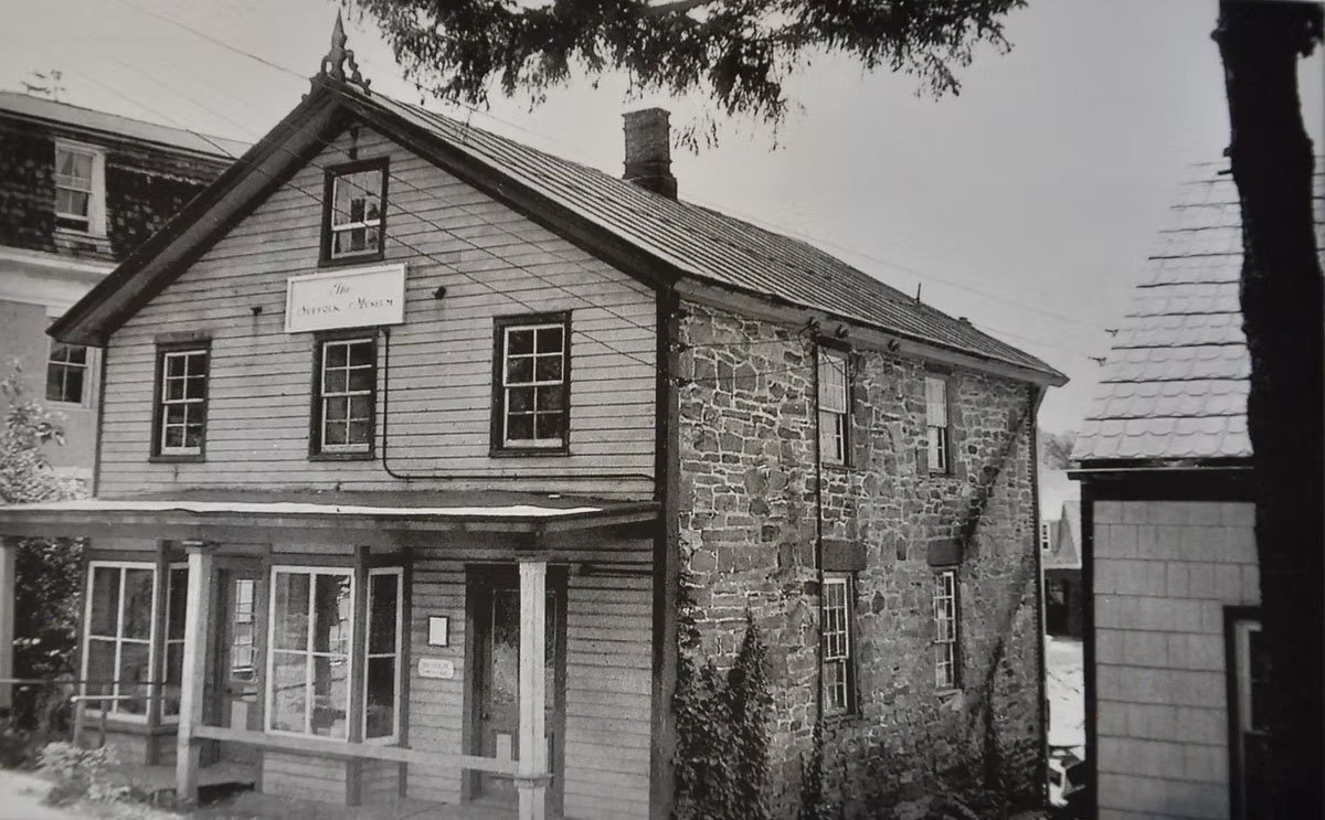 Old Stone House